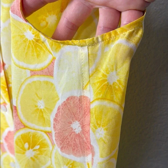 Equipment Femme Silk Citrus Print Sleeveless Top - Picture 6 of 6